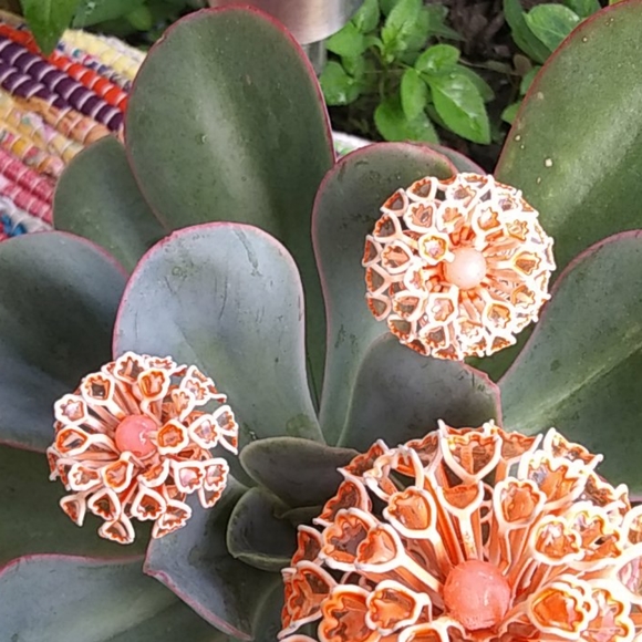 Vintage Enamel Flower Cluster Brooch Earrings Set - Picture 3 of 10